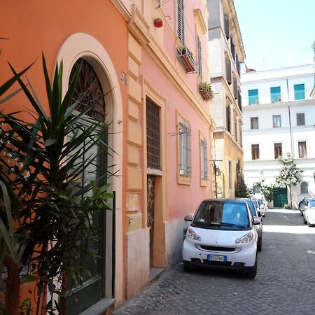 Vaticano Ohana Suite Trastevere Rome Extérieur photo